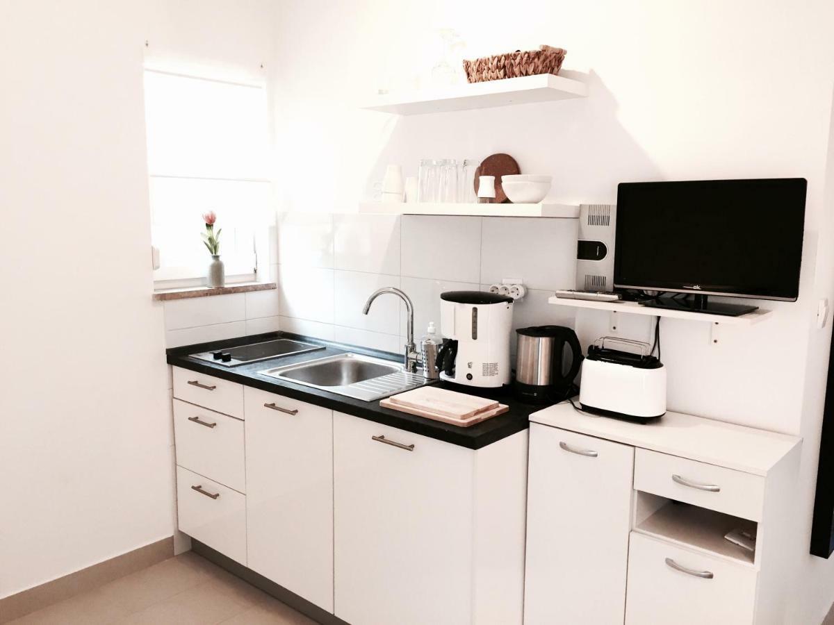 Apartmani Zivaljic Trogir Exterior photo